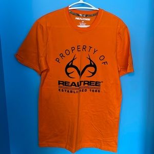 Realtree men’s small Tshirt never worn